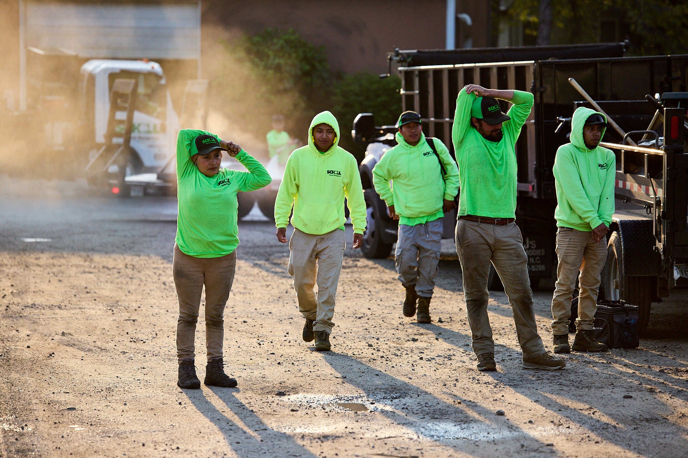 Schill Grounds maintenance crew preparing for the day at a Ohio based branch