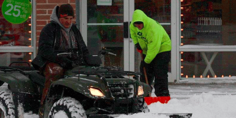 crocker park schill landscapers shoveling and plowing